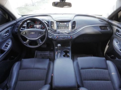 Used 2019 Chevrolet Impala LT image 9