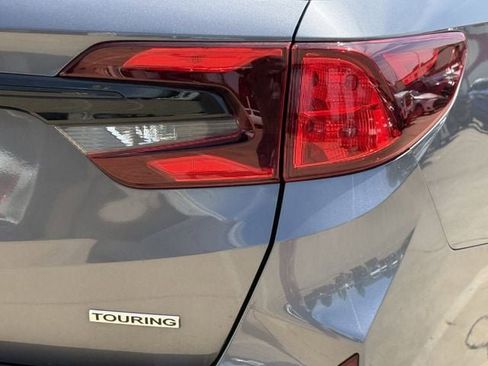 Used 2025 Honda Odyssey Touring image 6