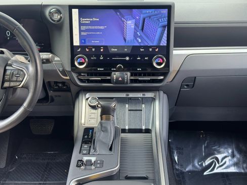 Used 2024 Lexus GX 550 AWD/4WD image 26