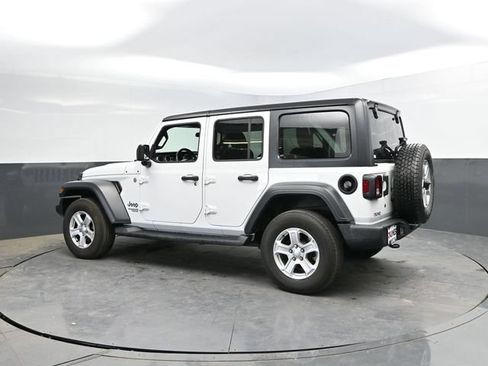 Certified 2018 Jeep Wrangler Unlimited Sport S AWD/4WD image 9