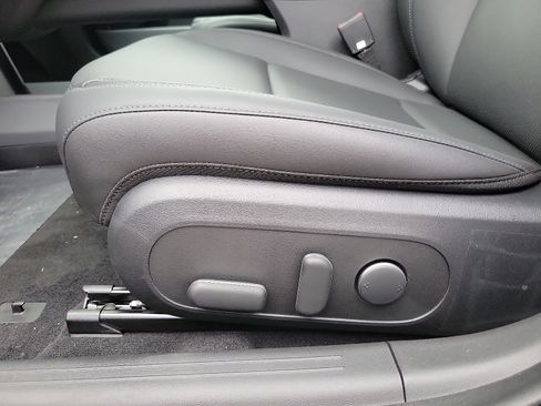 New 2023 Hyundai Ioniq 6 SEL image 14