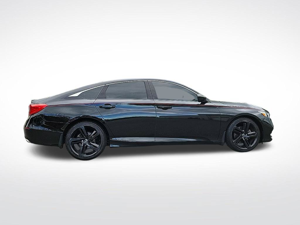 Used 2018 Honda Accord Sport image 5