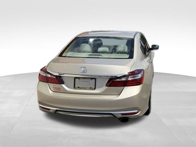 Used 2017 Honda Accord LX image 25