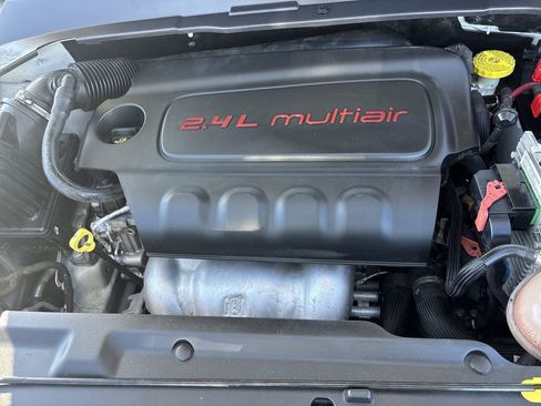 Used 2019 Jeep Compass Trailhawk w/ Cold Weather Group image 11