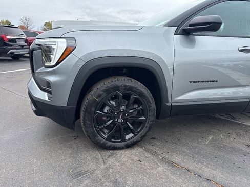 New 2026 GMC Terrain Elevation w/ Black Edition image 5
