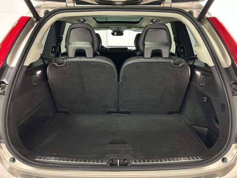 Used 2023 Volvo XC90 T8 Plus w/ Protection Package Premier AWD/4WD image 35