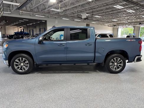 Used 2024 Chevrolet Silverado 1500 LT AWD/4WD image 4