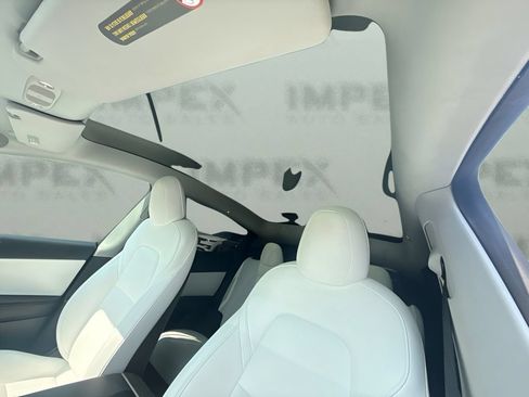 Used 2022 Tesla Model Y Performance AWD/4WD image 6