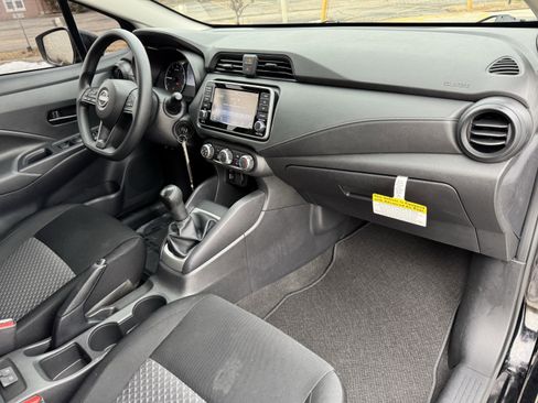 Used 2024 Nissan Versa S w/ Trunk Package image 34