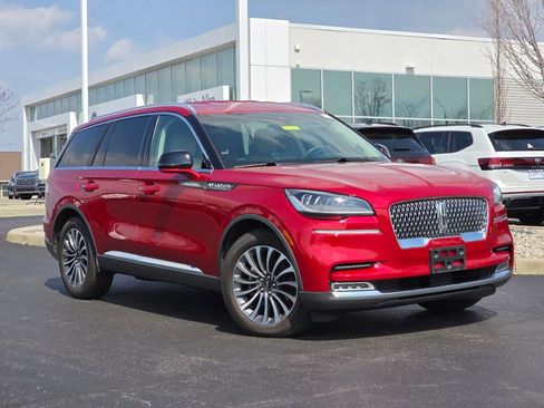 Used 2020 Lincoln Aviator Reserve RWD image 2