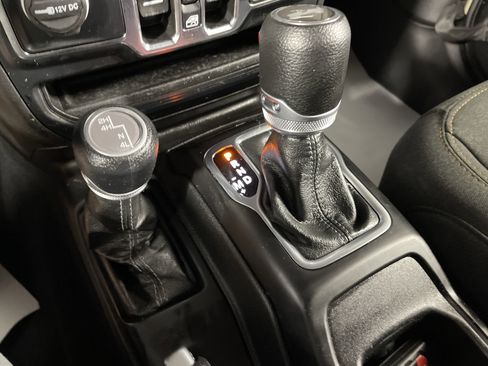 Used 2024 Jeep Wrangler Sahara w/ Safety Group image 24