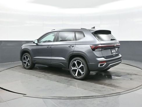 New 2026 Volkswagen Taos SEL AWD/4WD image 5