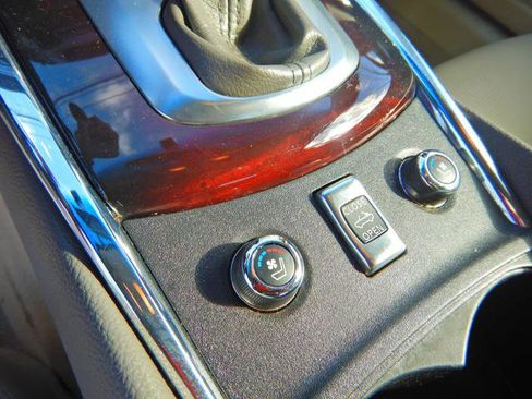 Used 2013 INFINITI G37 Base w/ Premium Pkg image 14