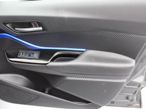 Certified 2021 Toyota C-HR XLE FWD image 27