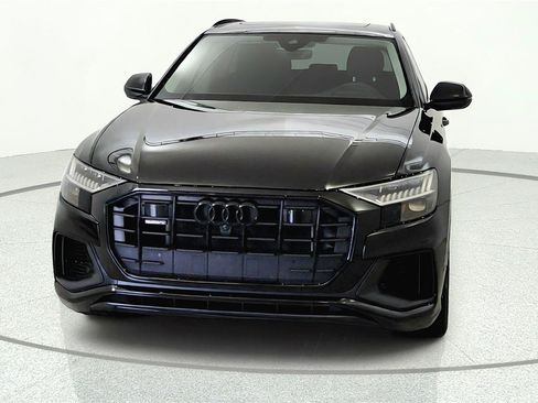 Used 2022 Audi Q8 Prestige AWD/4WD image 2