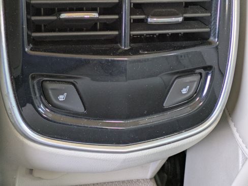 Used 2014 Cadillac XTS Luxury w/ Driver Awareness Package image 16