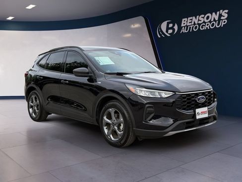 Used 2025 Ford Escape ST-Line w/ Equipment Group 301A FWD image 7