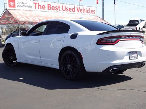 Used 2018 Dodge Charger SXT Plus image 9