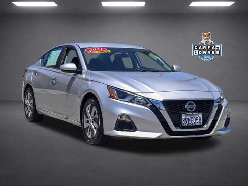 Used 2021 Nissan Altima 2.5 S FWD image 2