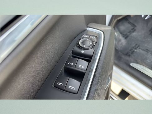 Used 2024 Chevrolet Silverado 1500 LT w/ Convenience Package II AWD/4WD image 8