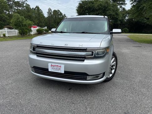 Used 2013 Ford Flex Limited FWD image 28