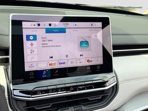 New 2026 Jeep Compass Limited AWD/4WD image 16