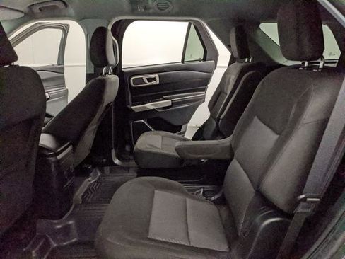 Certified 2023 Ford Explorer XLT image 17