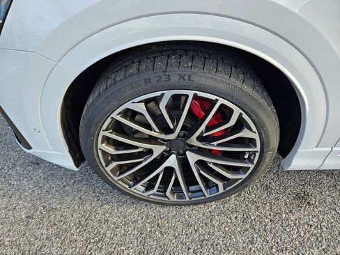 New 2026 Audi SQ8 Prestige image 26
