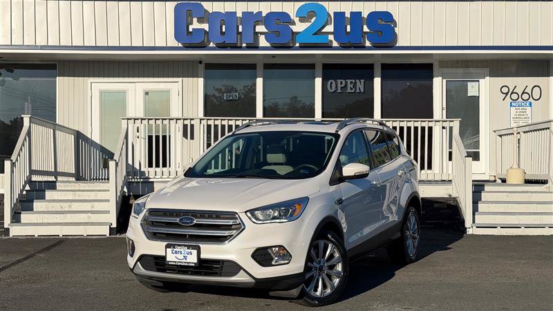 Used 2017 Ford Escape Titanium AWD/4WD image 2