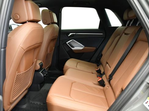 Used 2025 Audi Q3 2.0T Premium w/ Convenience Package image 43