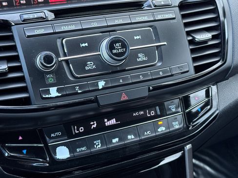 Used 2016 Honda Accord Sport image 17