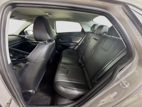 Used 2023 Hyundai Elantra Limited FWD image 25