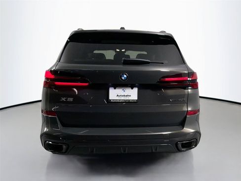 New 2026 BMW X5 xDrive40i w/ M Sport Package AWD/4WD image 6