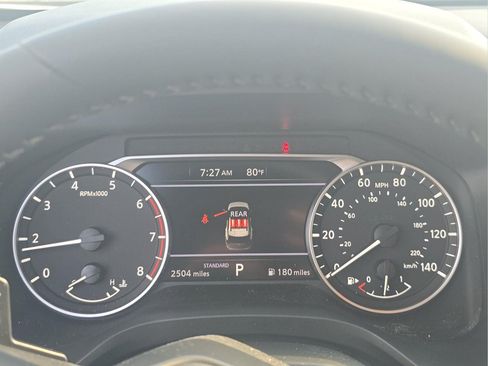 Used 2025 Nissan Rogue SV w/ SV Premium Package FWD image 5