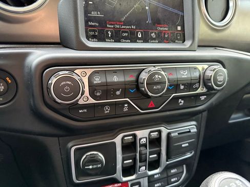 Used 2019 Jeep Wrangler Unlimited Rubicon w/ Dual Top Group image 11