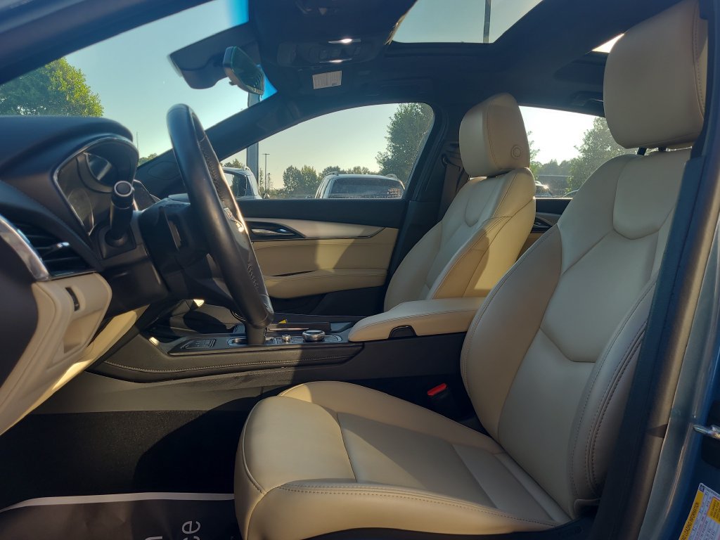 Used 2023 Cadillac CT5 Luxury w/ Sun And Sound Package RWD image 11