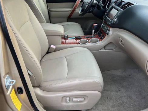Used 2008 Toyota Highlander Limited FWD image 29