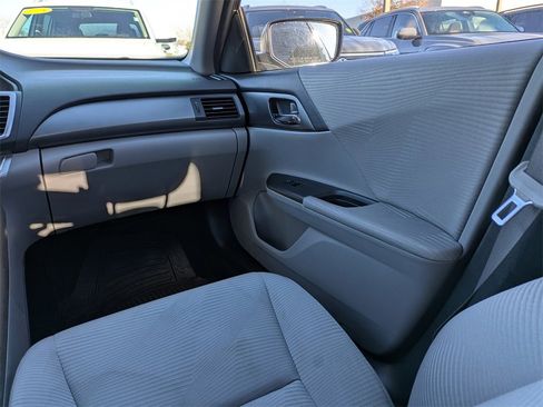 Used 2015 Honda Accord LX image 18