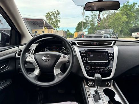Used 2015 Nissan Murano S AWD/4WD image 17