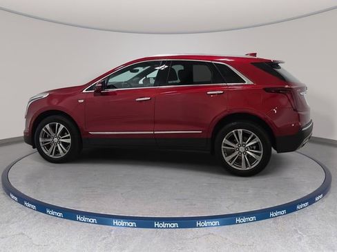 Certified 2024 Cadillac XT5 Premium Luxury w/ Technology Package FWD image 8