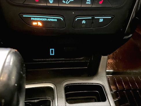 Used 2017 Ford Escape SE w/ Equipment Group 201A image 16