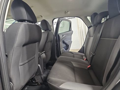 Used 2014 Ford Focus SE FWD image 17