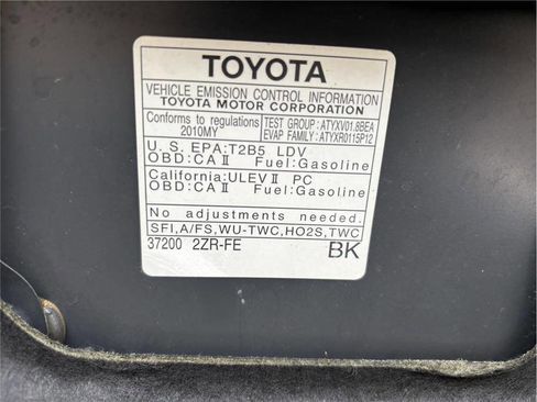 Used 2010 Toyota Matrix image 19