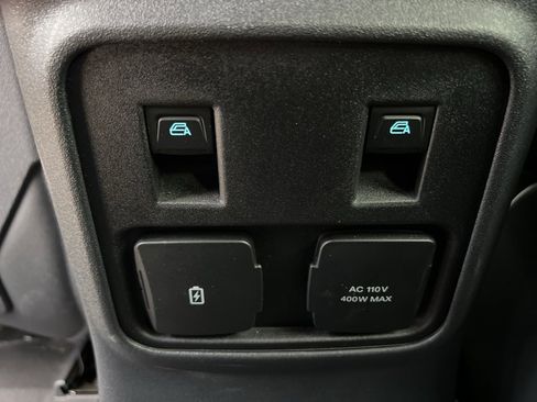 Used 2024 Ford Bronco Black Diamond image 18