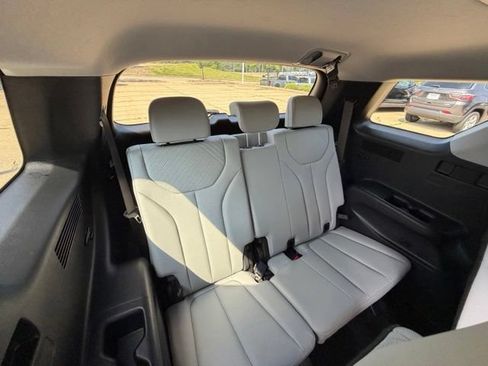Used 2024 Hyundai Palisade SEL AWD/4WD image 36