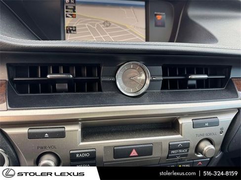 Used 2018 Lexus ES 350 w/ Navigation System Package image 28