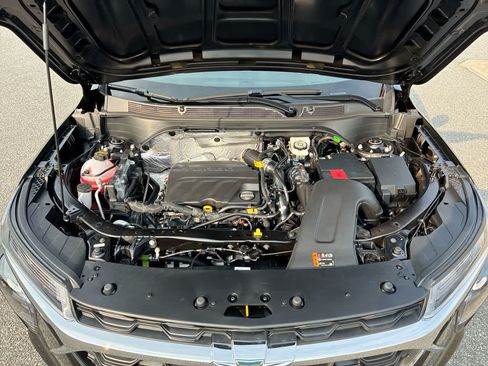 New 2026 Chevrolet Trax LS w/ LS Convenience Package FWD image 27