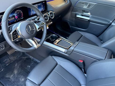 New 2026 Mercedes-Benz GLA 250 4MATIC image 9