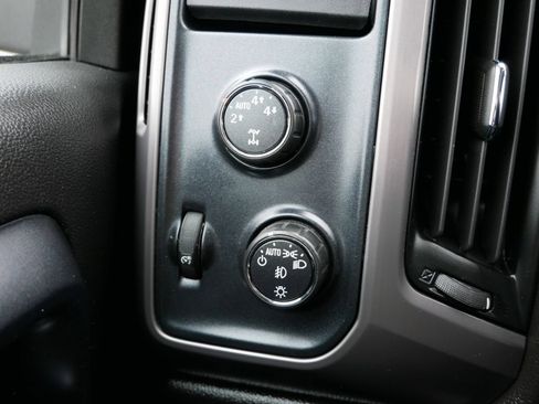 Used 2014 GMC Sierra 1500 SLE w/ All-Terrain Package AWD/4WD image 28