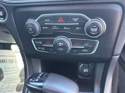Used 2022 Dodge Charger R/T w/ Plus Group RWD image 38